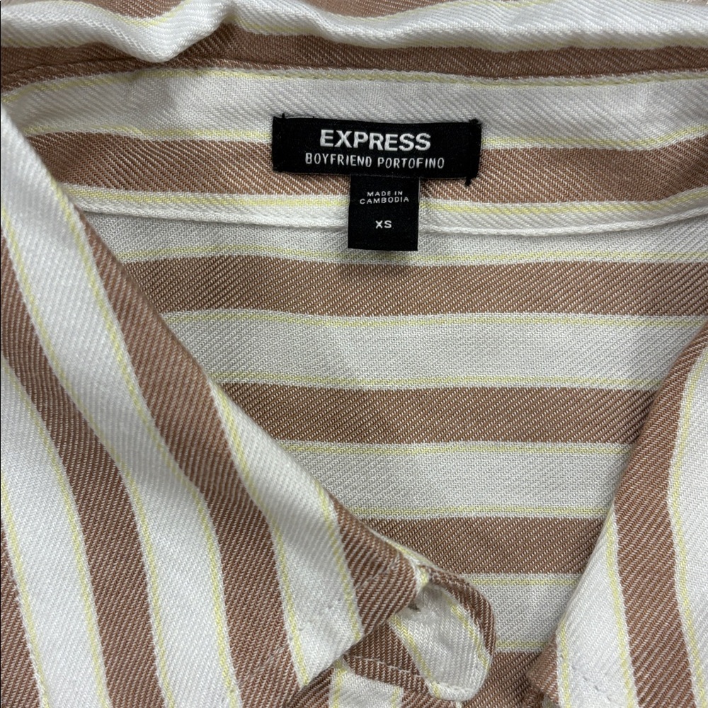 Express cropped button down - Picture 2 of 3